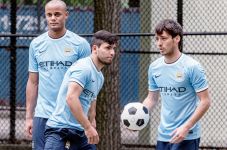 Pellegrini Gembok Pemain...