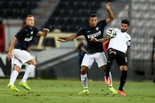 Inter Tertahan di Negeri...
