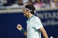 Federer Bikin Murray...