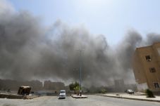 Militer Suriah Bombardir...
