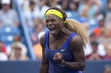 Trofi Pertama Serena