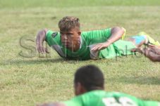 Persebaya Jamu Persela...