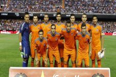 Valencia Bungkam AC...