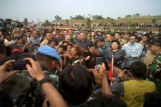 SBY Nonton Lomba 17-an...