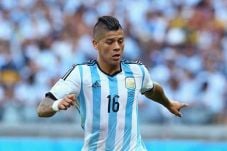 Marcos Rojo Sambut Baik...