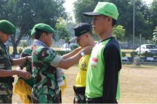 Puluhan Santri di Cirebon...