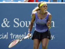 Serena Pertama, Halep...