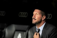 Simeone Hanya Incar...