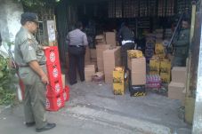 Ribuan Botol Miras Disita