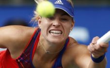 Kvitova Heran Lolos...