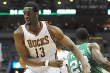 Heat Lirik Okafor dan...