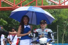 Lorenzo Turunkan Berat...