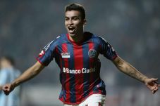 Correa Mendarat di Atletico...