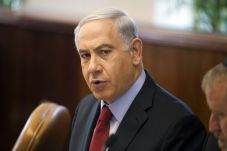 Netanyahu Sarankan Warga...