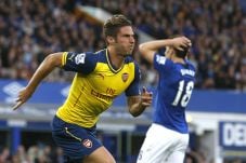 Gol Telat Giroud Selamatkan...