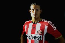 Poyet Sanjung Debut...