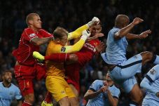 Carragher Kritik Dua...