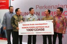 CIMB Niaga Syariah Perkenalkan...