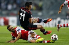 Wilshere Puji Karakter...