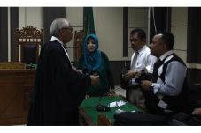 Eksepsi Eks Bupati Karanganyar...