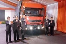 Varian New Fuso FJ2523...