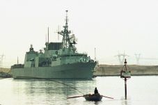 Ukraina Memanas, 4 Kapal...