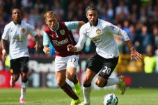 Van Persie Siap Bersaing...