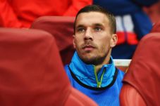 Podolski Pede Tetap...