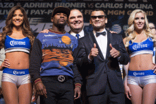 Mayweather Dituding...