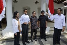 Tim Transisi Disarankan...