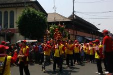 Kemeriahan Kirab Dewa...