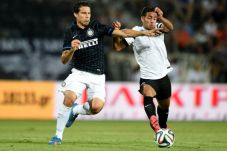 Hernanes Targetkan Kemenangan...
