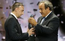 Tolak Les Bleus, Ribery...