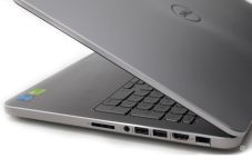Dell Inspiron 15 7000...