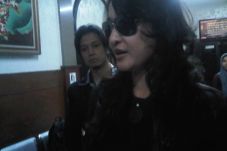Pemeran Wanita Video...
