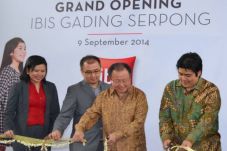 Accor Buka Hotel ibis...