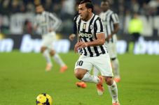 Tevez Alami Cedera Otot?