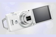 Nikon Rilis Kamera Selfie