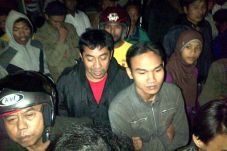 Aktivitas Vulkanik Gunung...