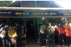 Sukses Meneruskan Warung...