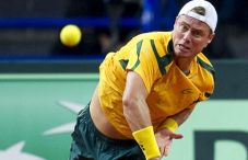 Ke Grup Dunia, Hewitt...