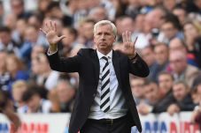 Newcastle Dipermalukan...