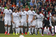 PSG Tertahan di Kandang...
