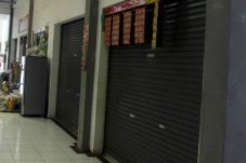 Harga Sewa Kios Tinggi,...