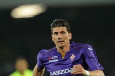Gomez Menanti Gol Perdana