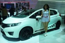 Honda Rilis Mobil Limited...