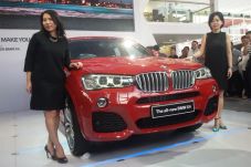 All New BMW X4 Resmi...