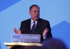 Salmond: Saya Terima...
