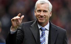 Newcastle Terpuruk,...