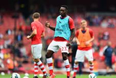 Wenger Santai Welbeck...